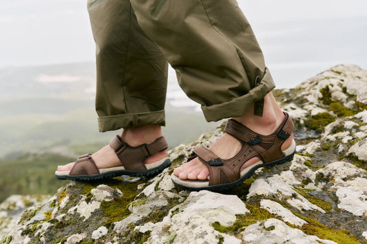 Men’s hiking sandals