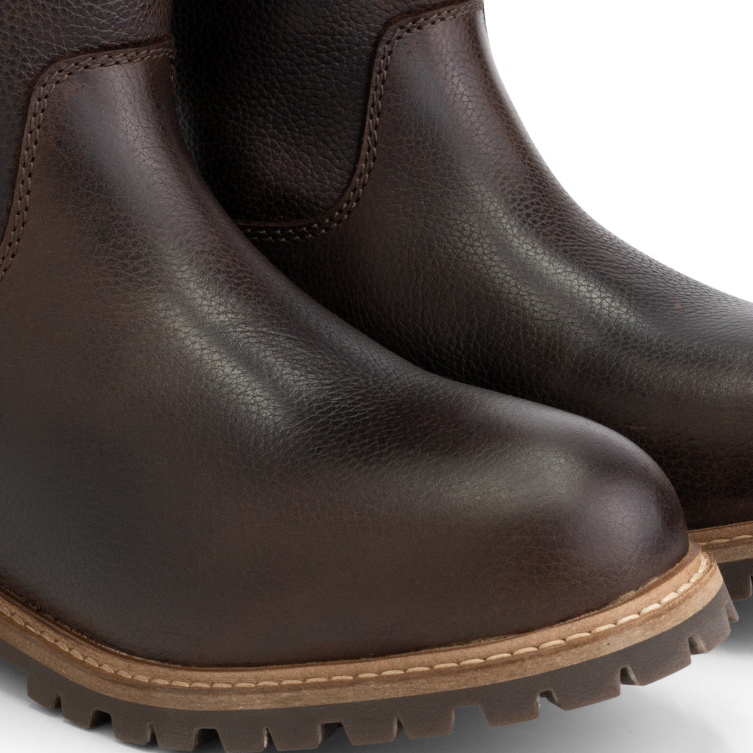 Alaska Dark brown DFW