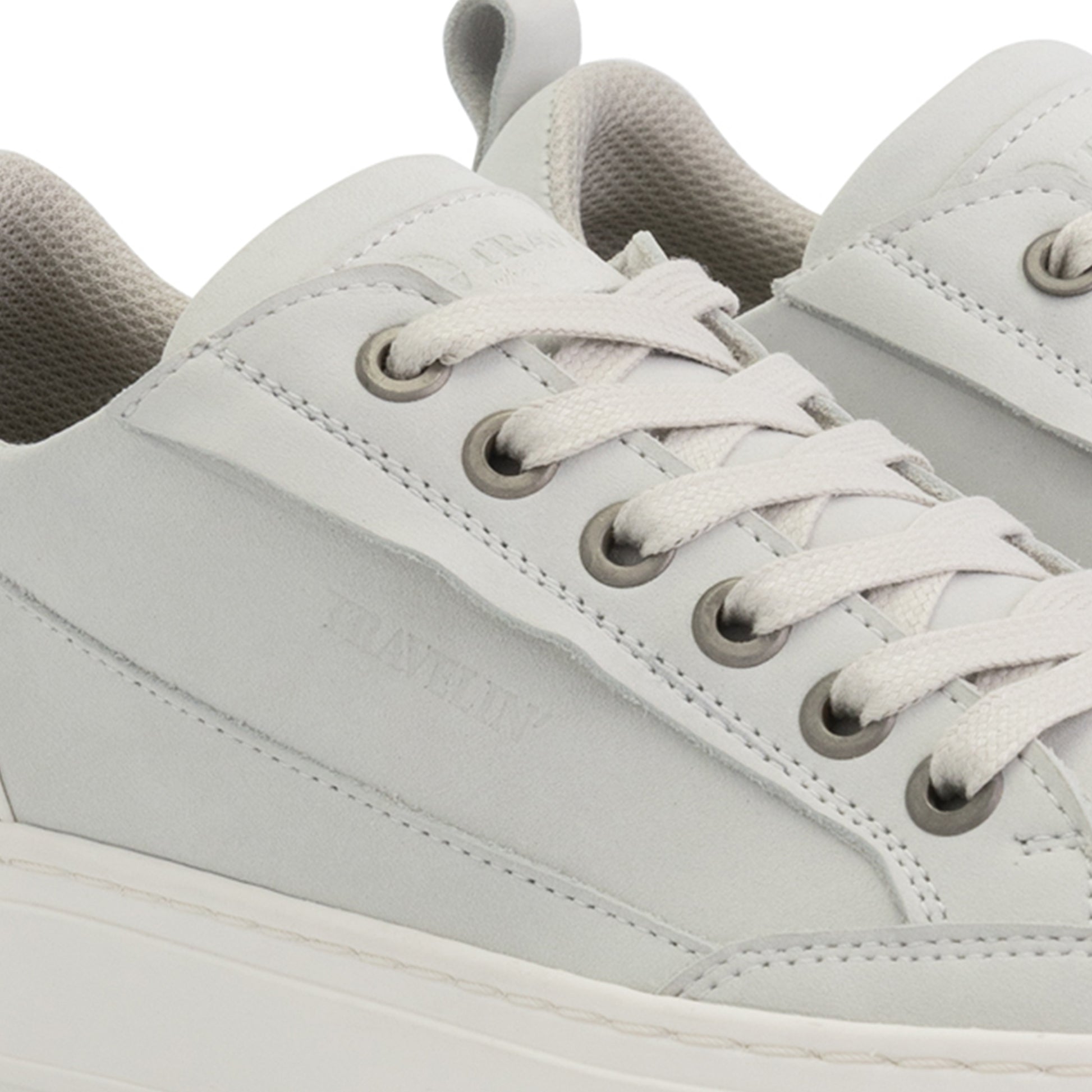 Cumbria Women - Sneakers - Nubuck - White DFW