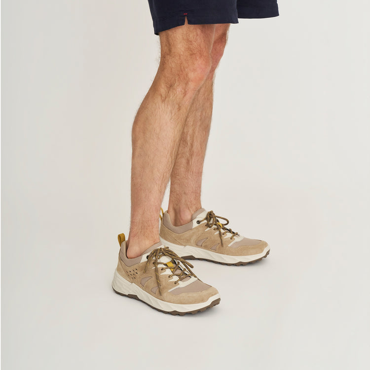 Praesto Men - Low hiking shoes - Waterproof - Sand MV